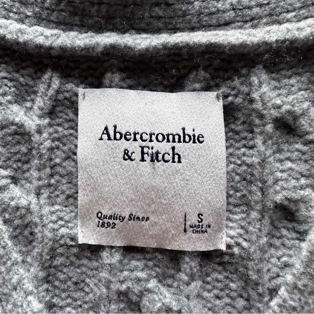 Abercrombie & Fitch Knit Button Down Sweater