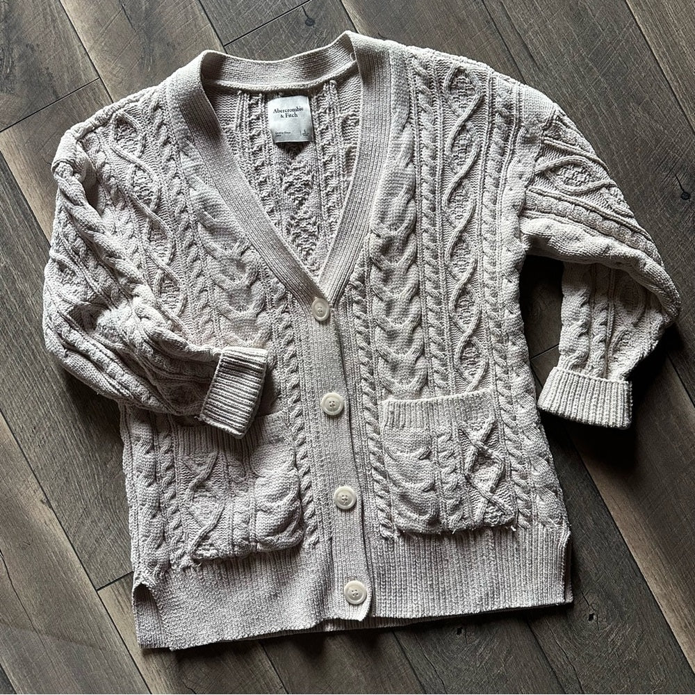 Abercrombie & Fitch Cozy Knit Button Down Sweater