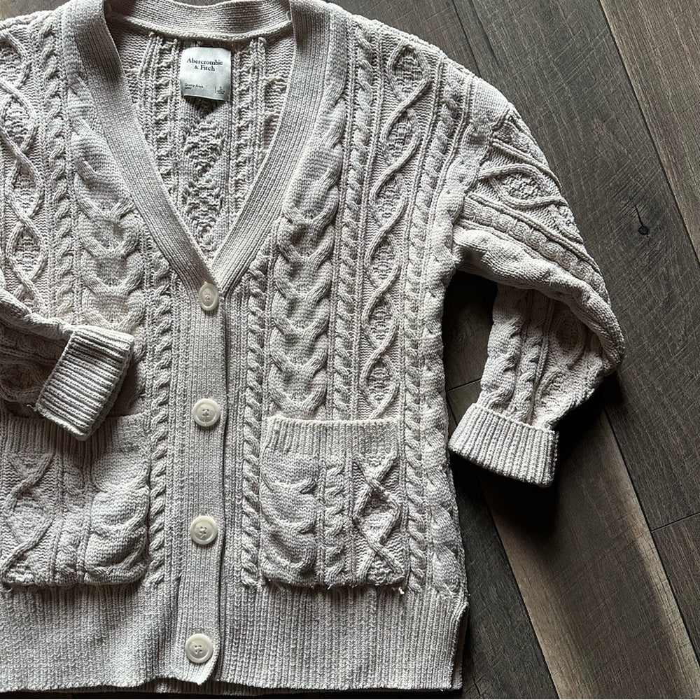 Abercrombie & Fitch Cozy Knit Button Down Sweater