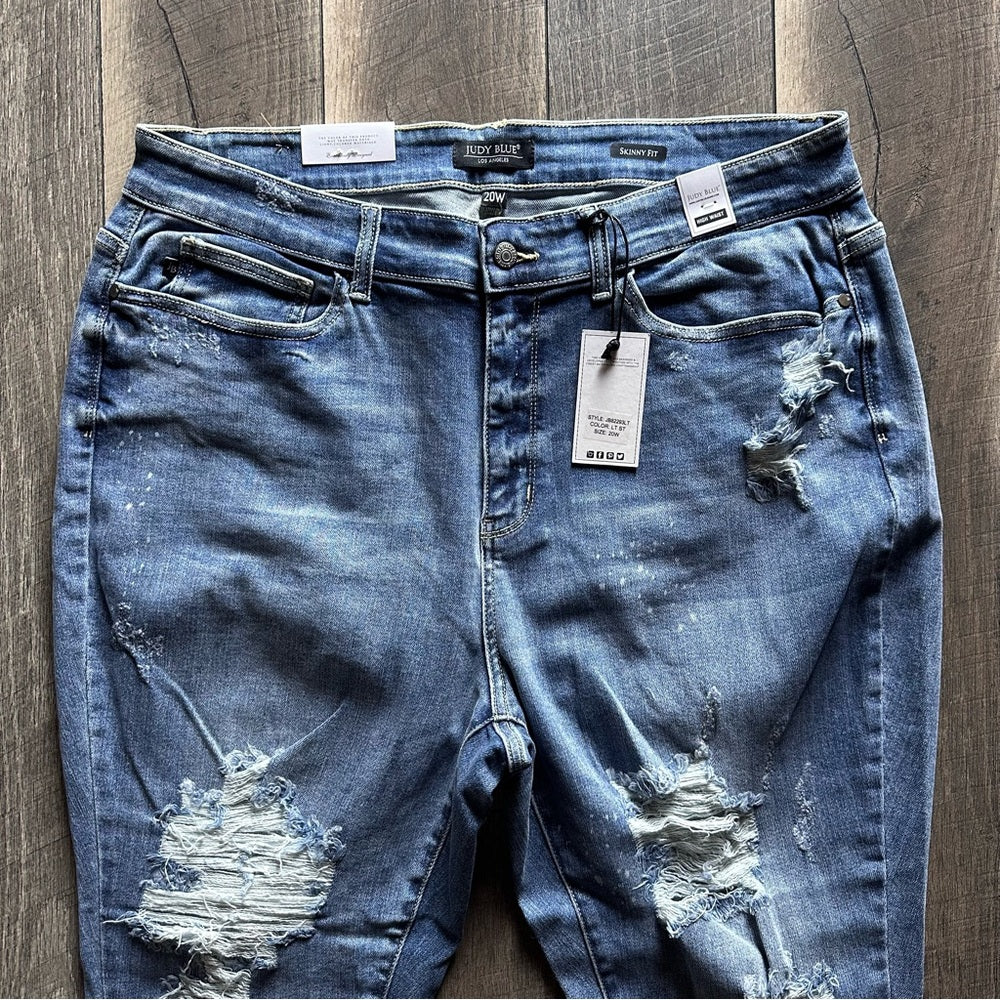 Judy Blue Distressed Skinny Fit Jeans