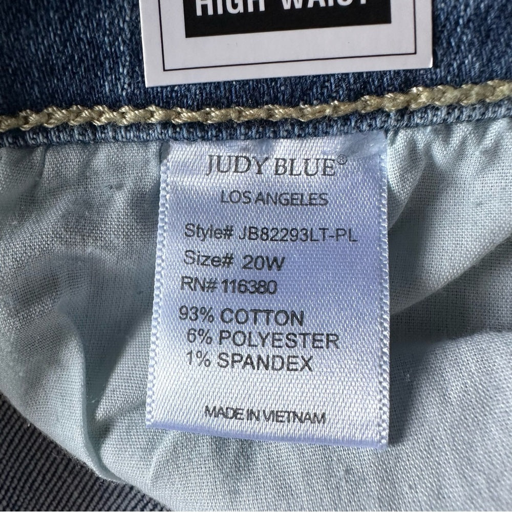 Judy Blue Distressed Skinny Fit Jeans