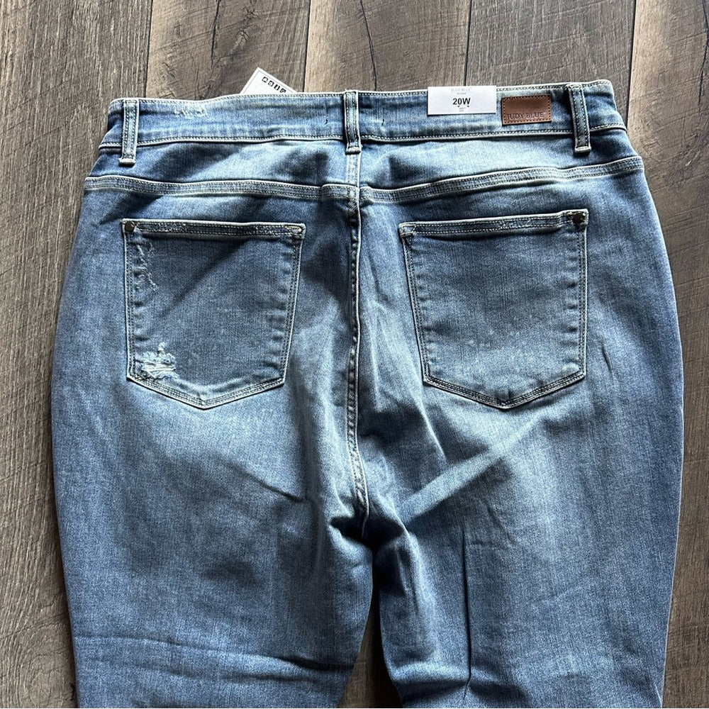 Judy Blue Distressed Skinny Fit Jeans