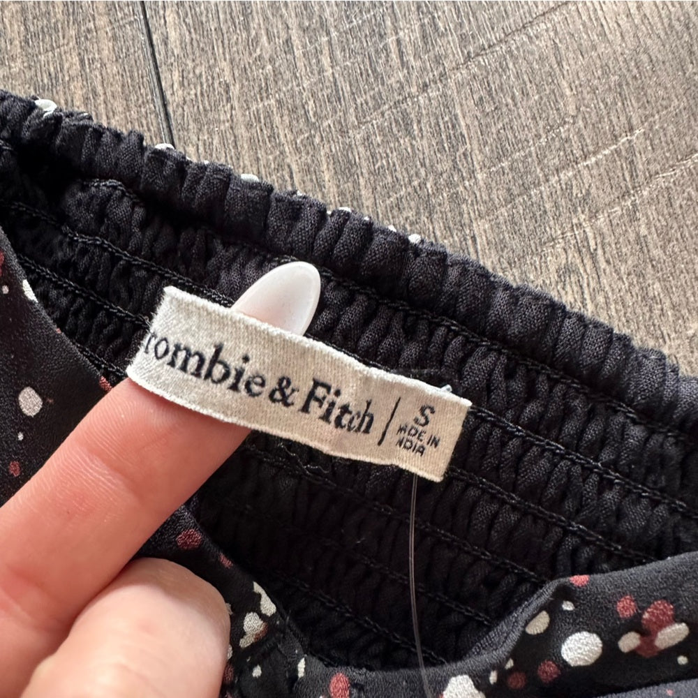 Abercrombie & Fitch Long Sleeve Top