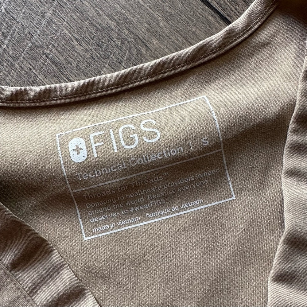 Figs Catarina One-Pocket Scrub Top