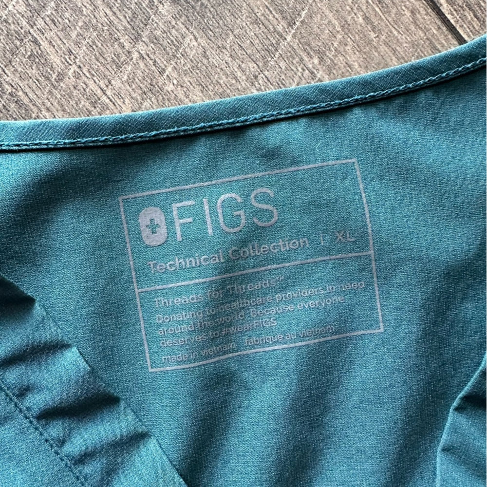 Figs Technical Collection Catarina Scrub Top