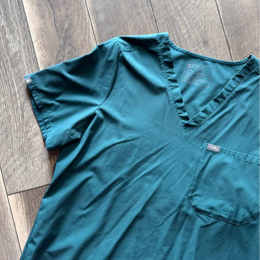 Figs Technical Collection Catarina Scrub Top