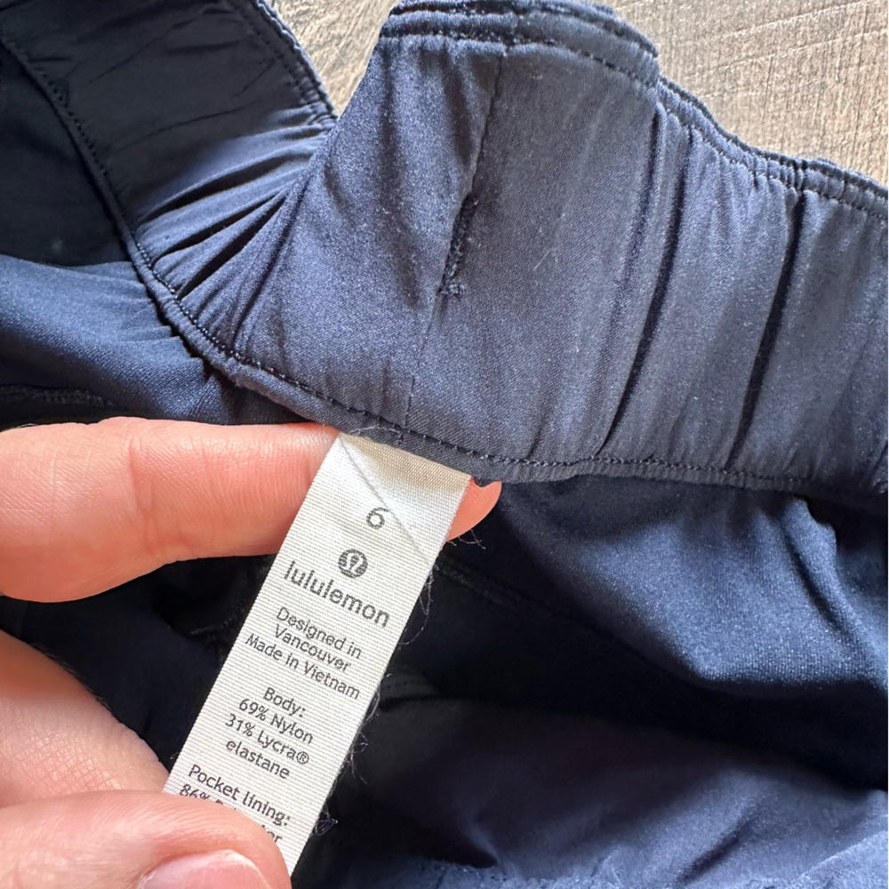 Lululemon On the Fly Crop *23"