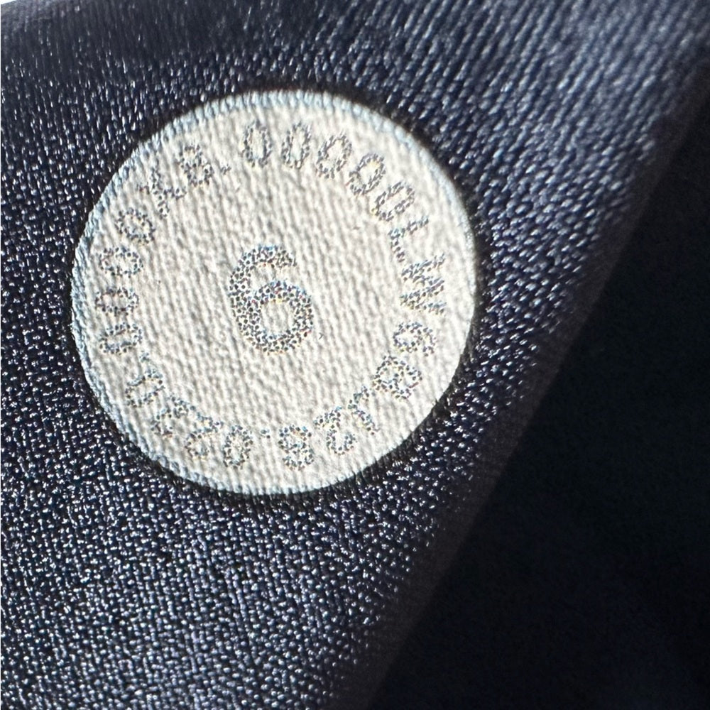 Lululemon On the Fly Crop *23"