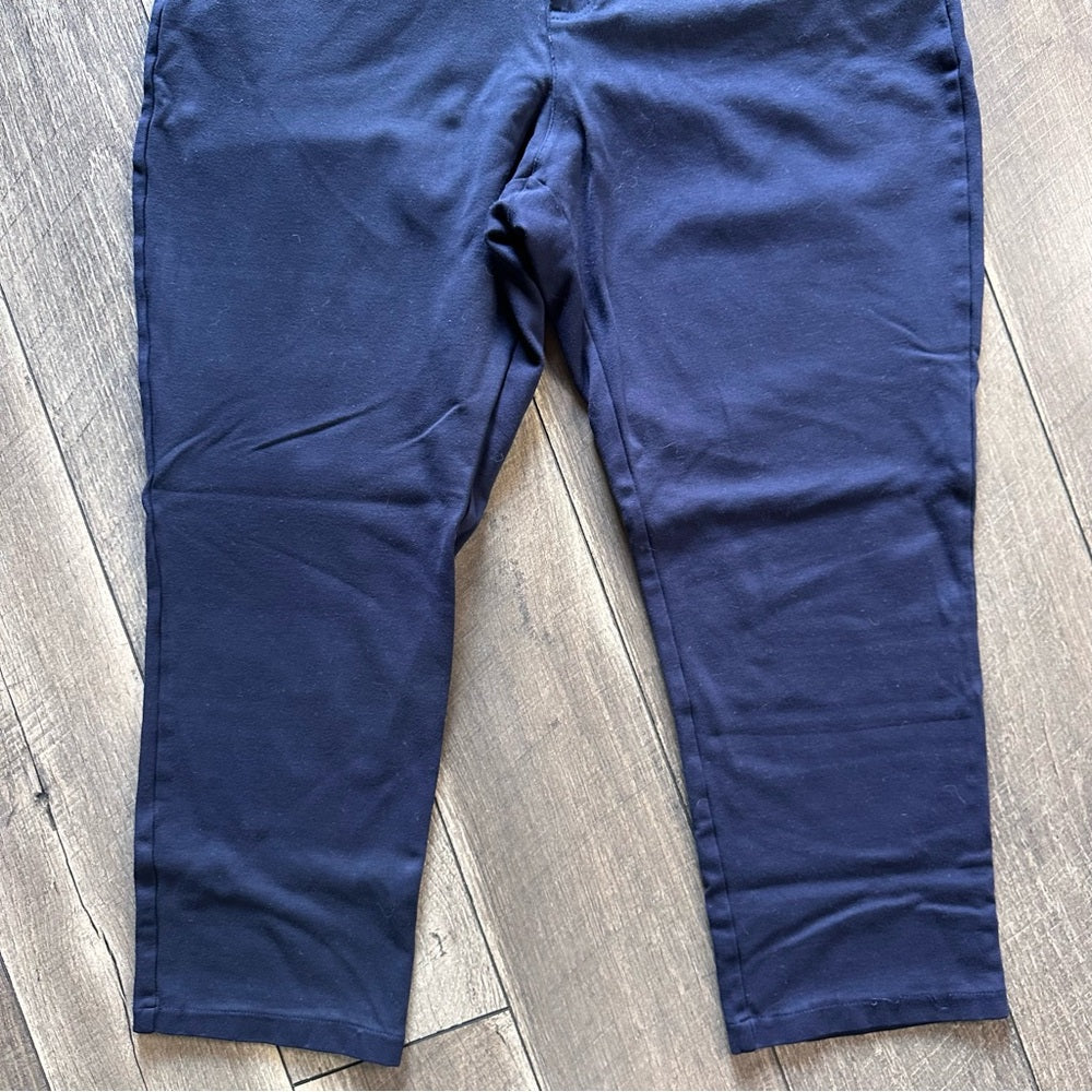 Christopher & Banks Signature Slimming Crop Pants