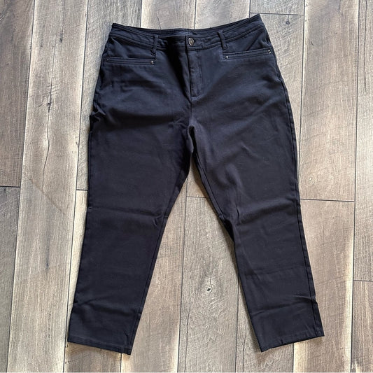 Christopher & Banks Signature Slimming Crop Pants