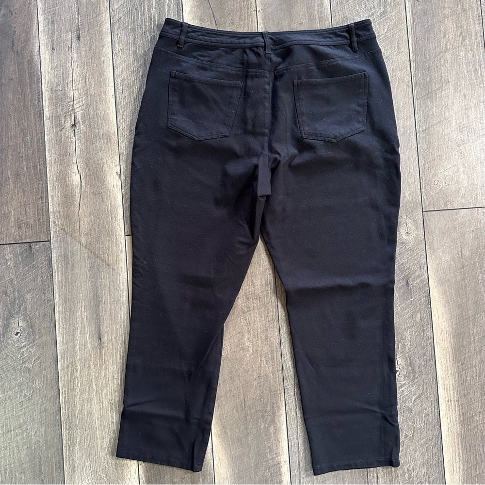 Christopher & Banks Signature Slimming Crop Pants