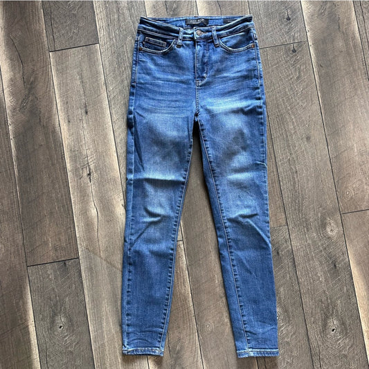 Judy Blue Skinny Fit Jeans