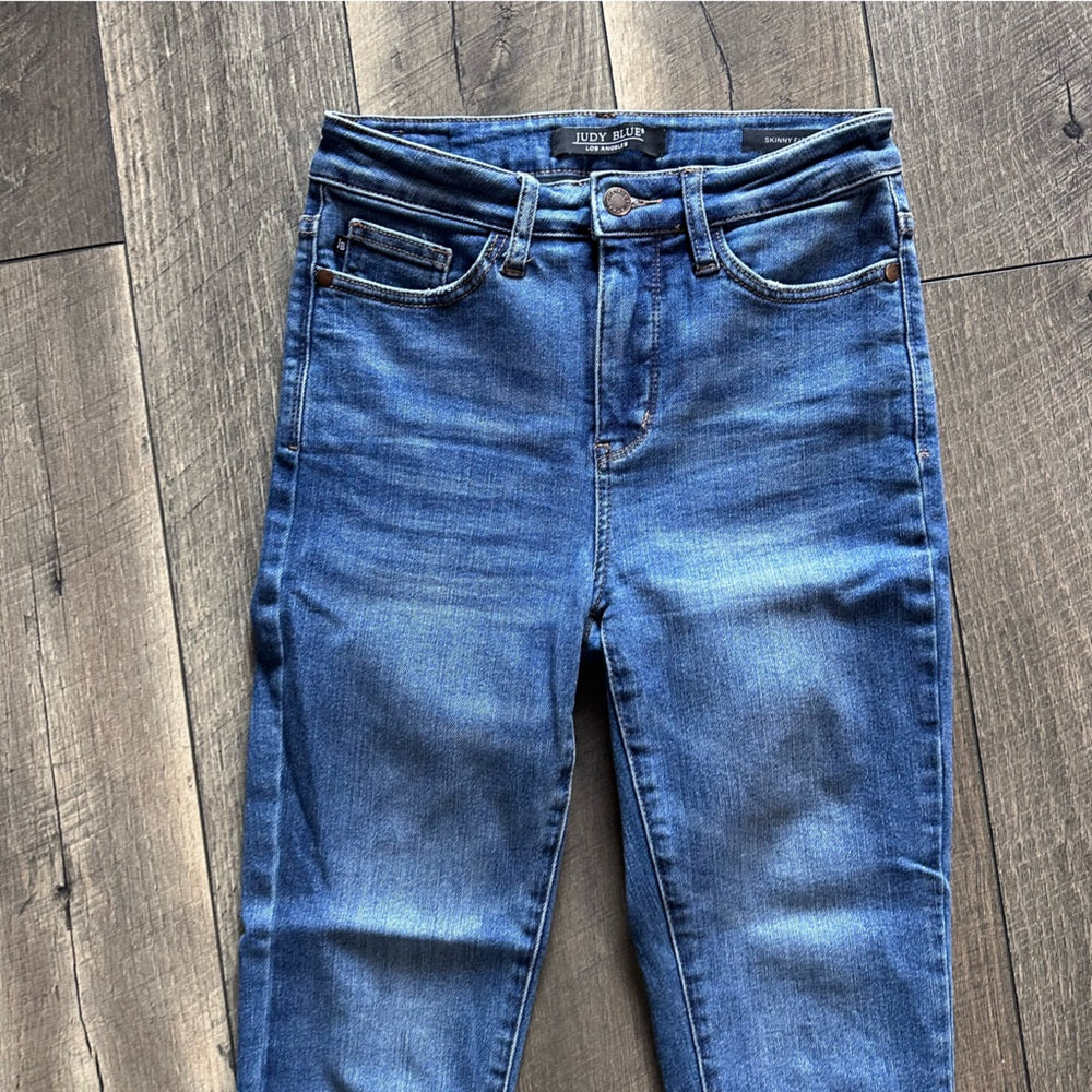 Judy Blue Skinny Fit Jeans