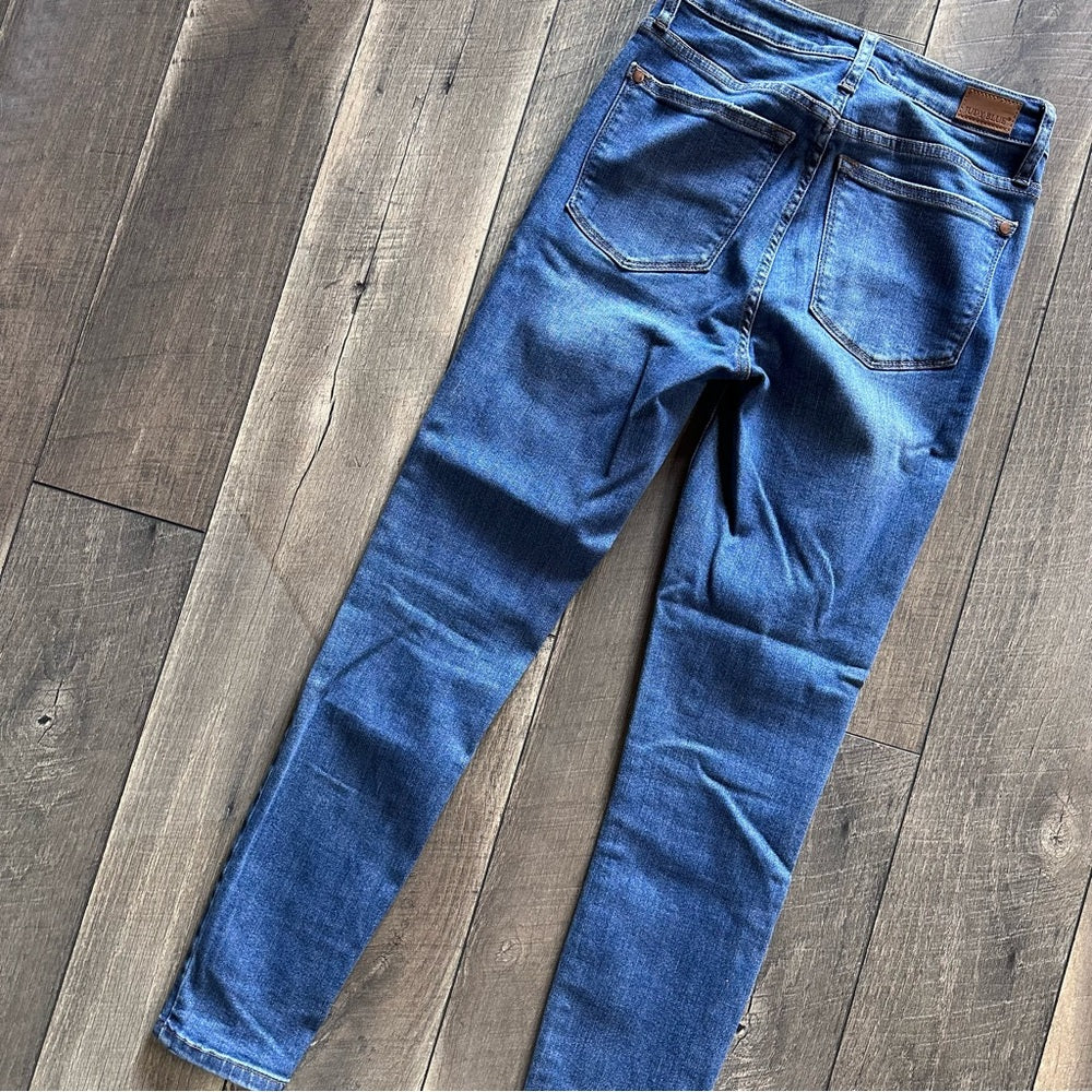 Judy Blue Skinny Fit Jeans