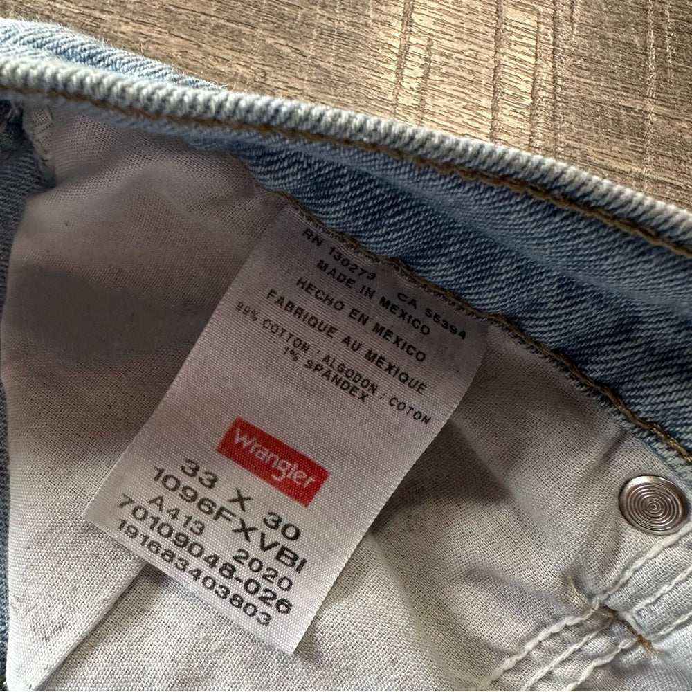 Wrangler Straight Leg Jeans