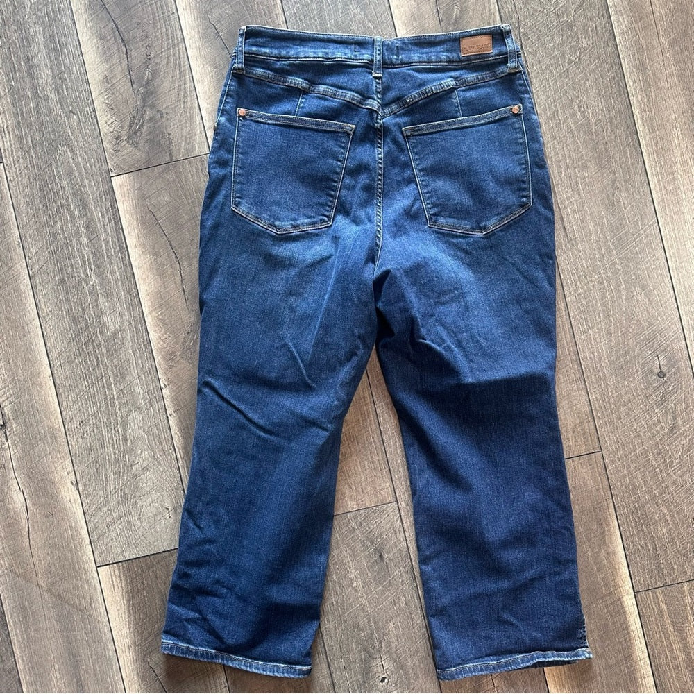 Judy Blue Hi Rise Crop Straight Leg Jeans