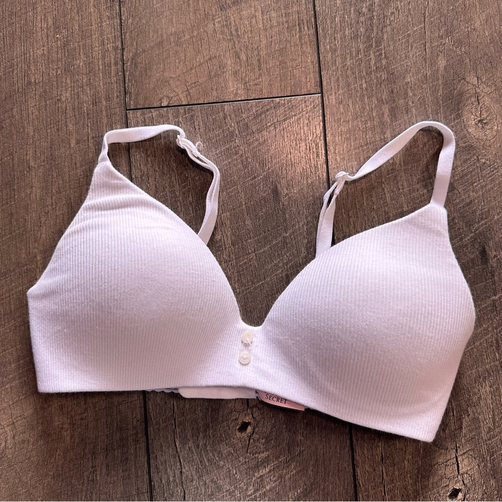 Victoria’s Secret T-Shirt Lined Bra
