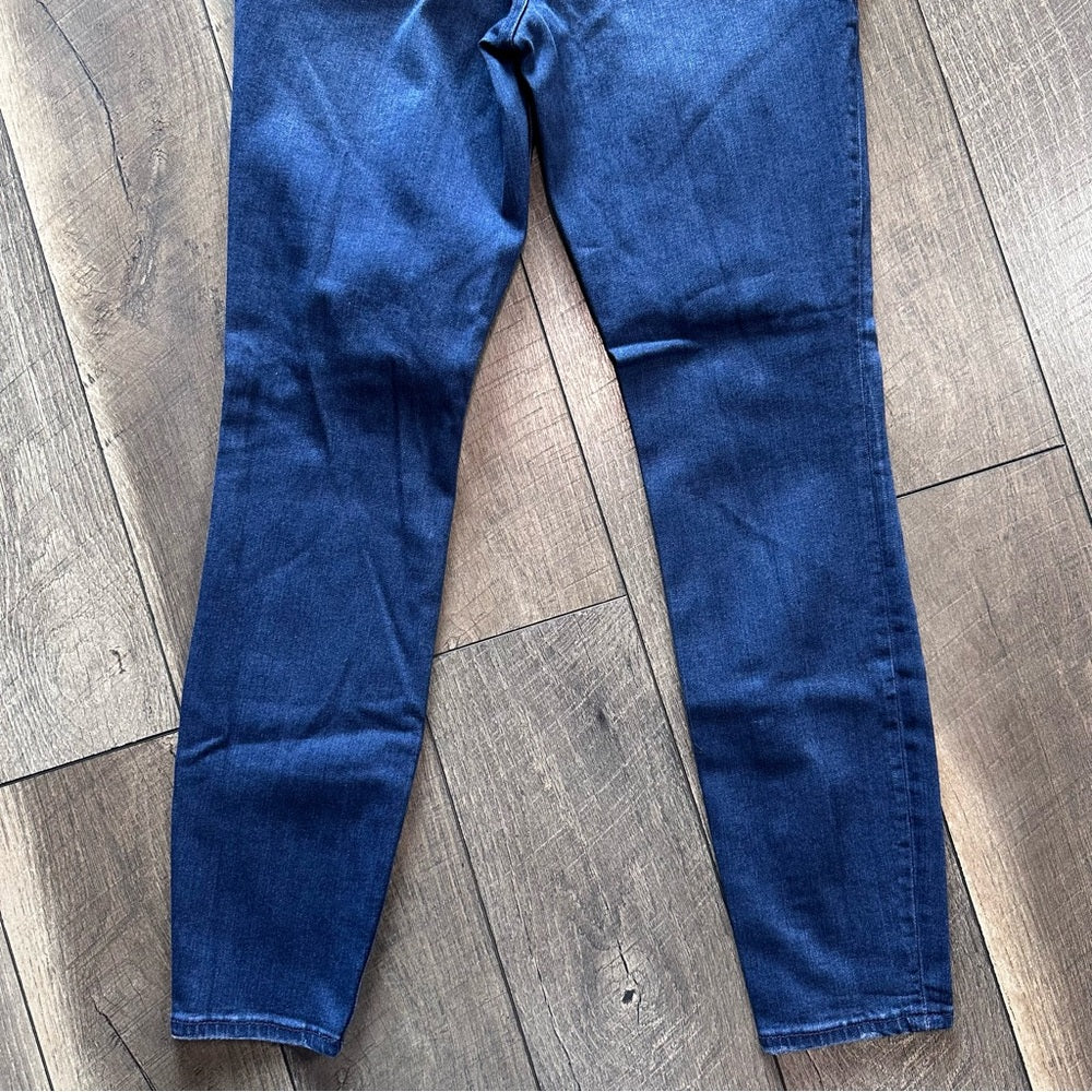 Good American Good Legs Skinny Jeans