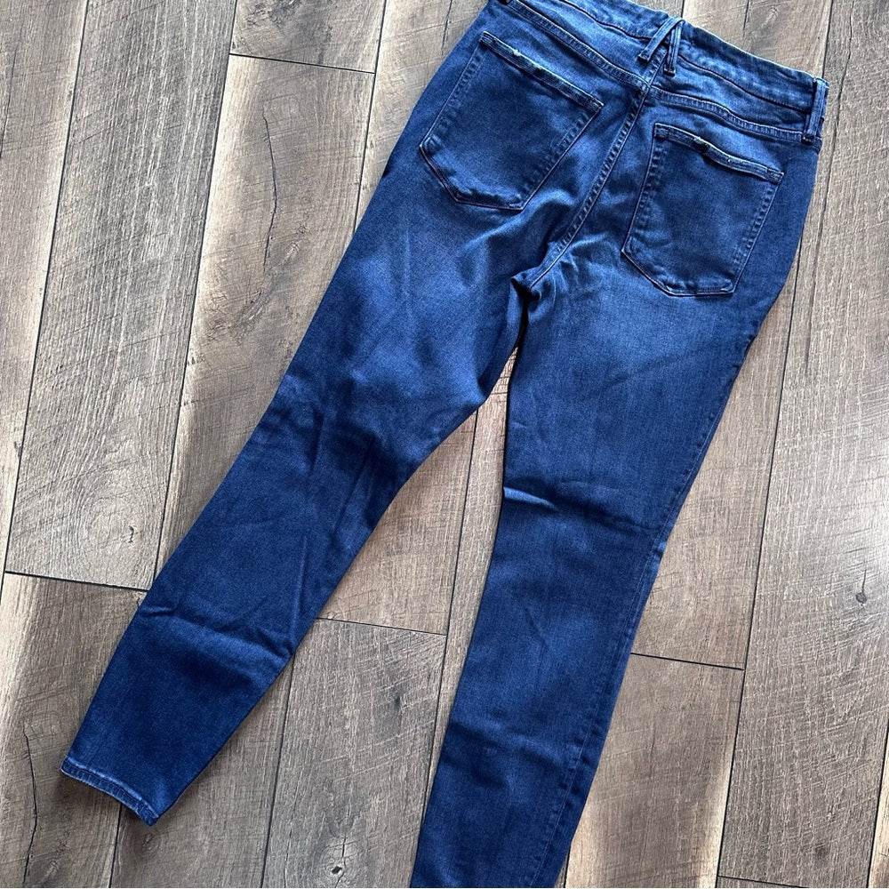 Good American Good Legs Skinny Jeans