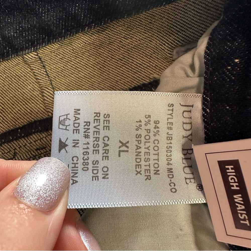 Judy Blue Dress Me Up Hi Rise Pocket Flap Shorts