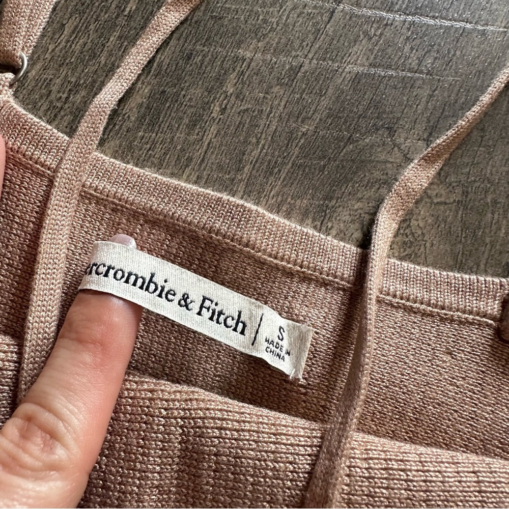 Abercrombie & Fitch Crop Tank