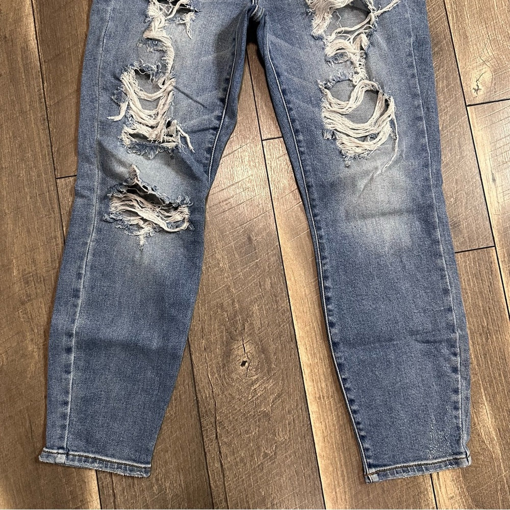 Judy Blue Boyfriend Fit Jeans
