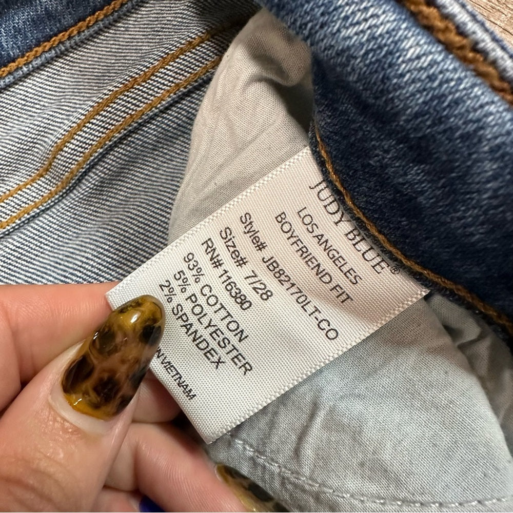 Judy Blue Boyfriend Fit Jeans