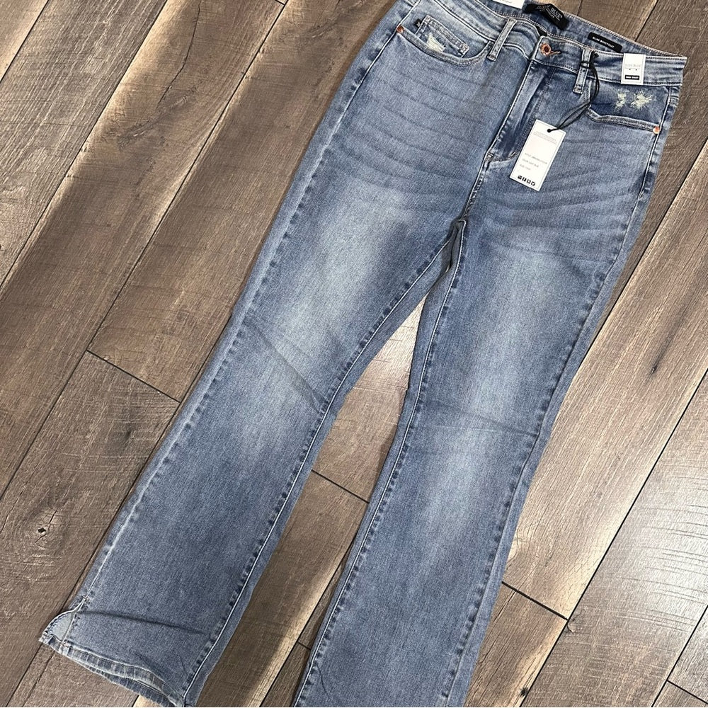 Judy Blue Hi Rise Slim Bootcut Jeans