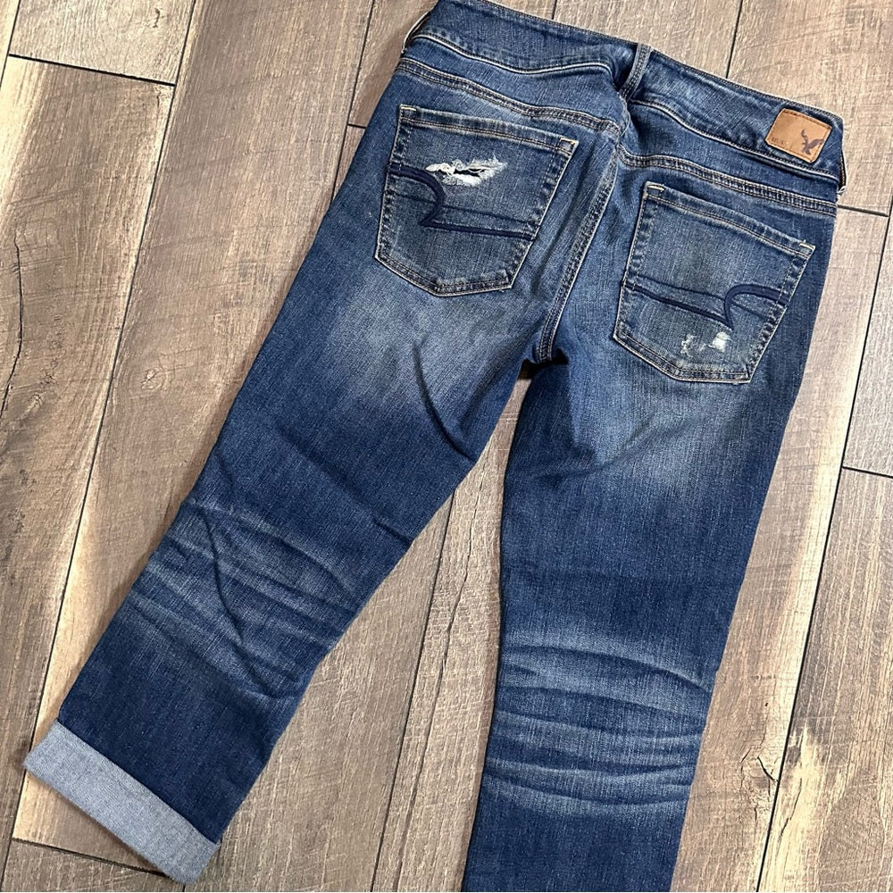 American Eagle Artist Crop