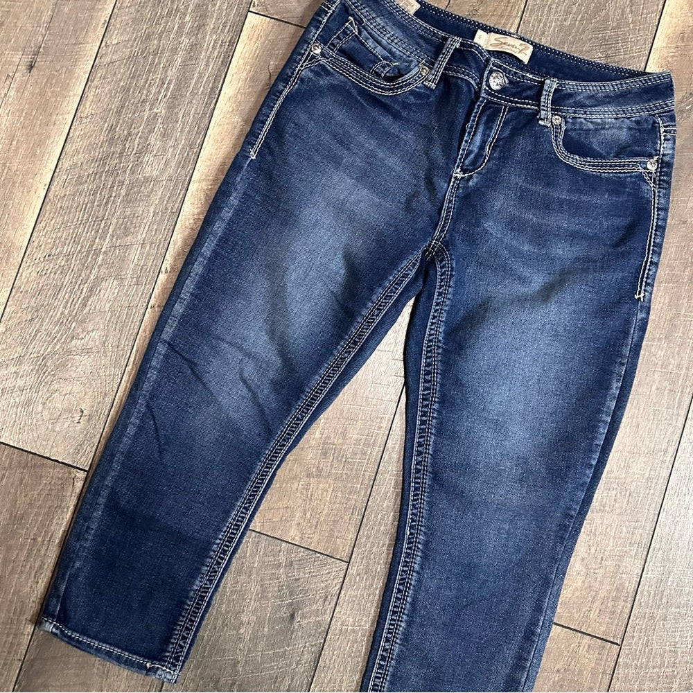 Seven7 Denim Capris