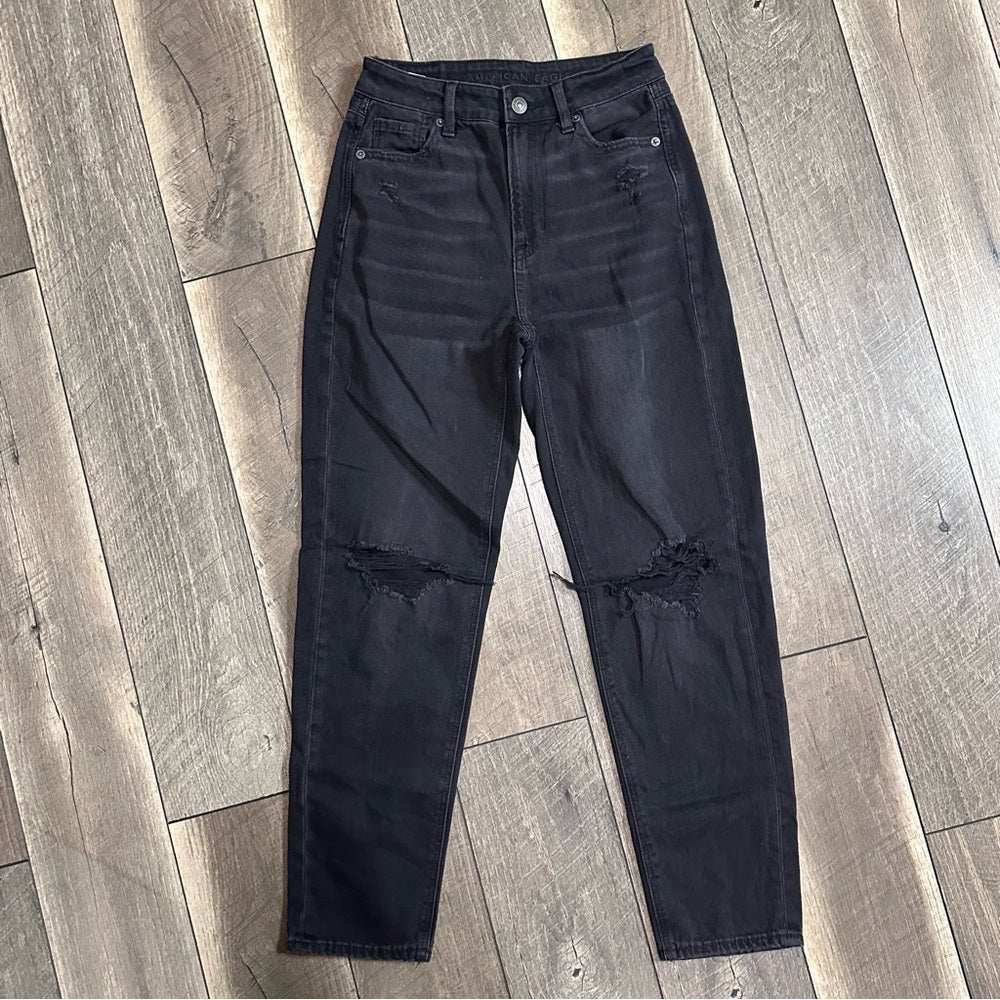 American Eagle Black Mom Straight Jeans