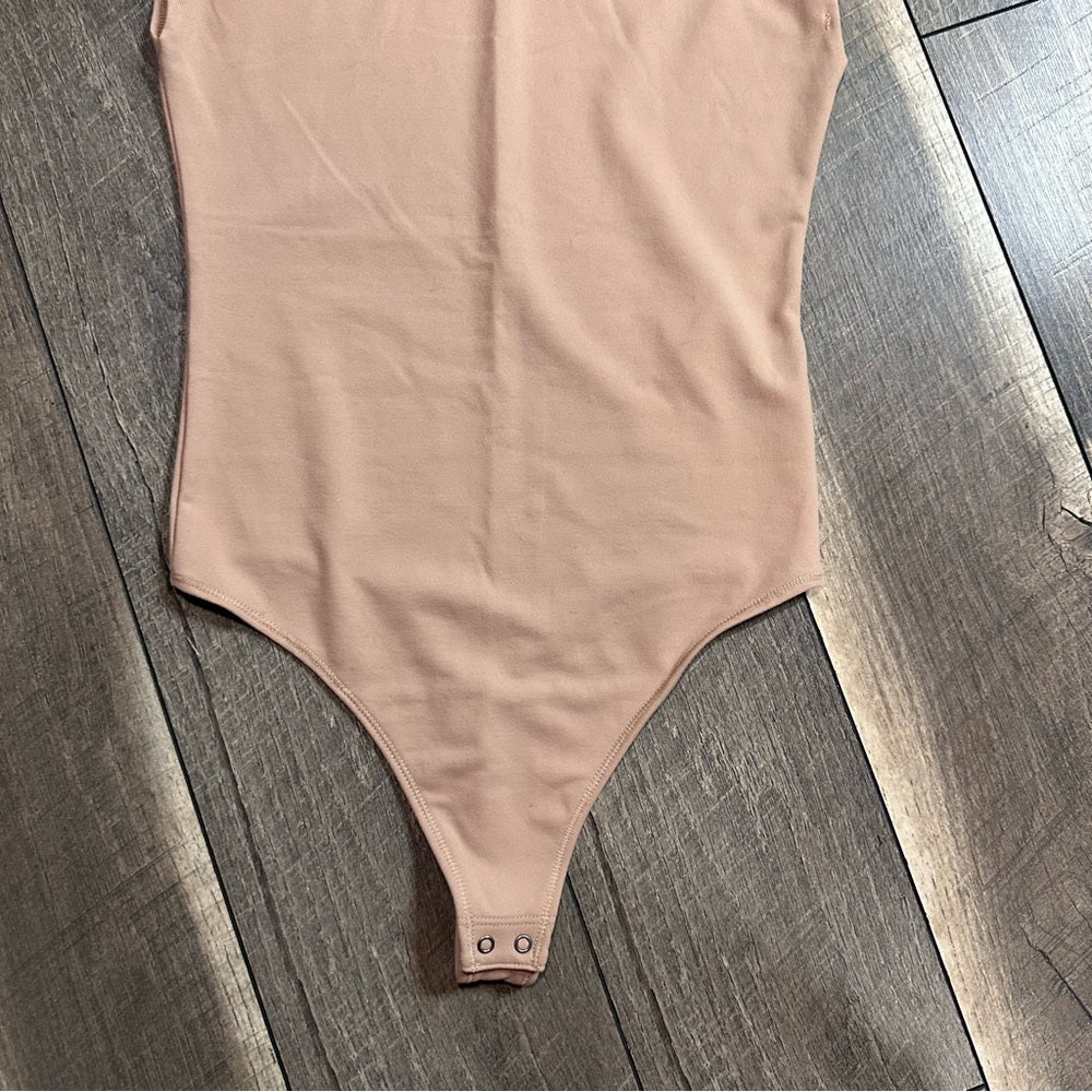 Abercrombie & Fitch Hi Neck Bodysuit