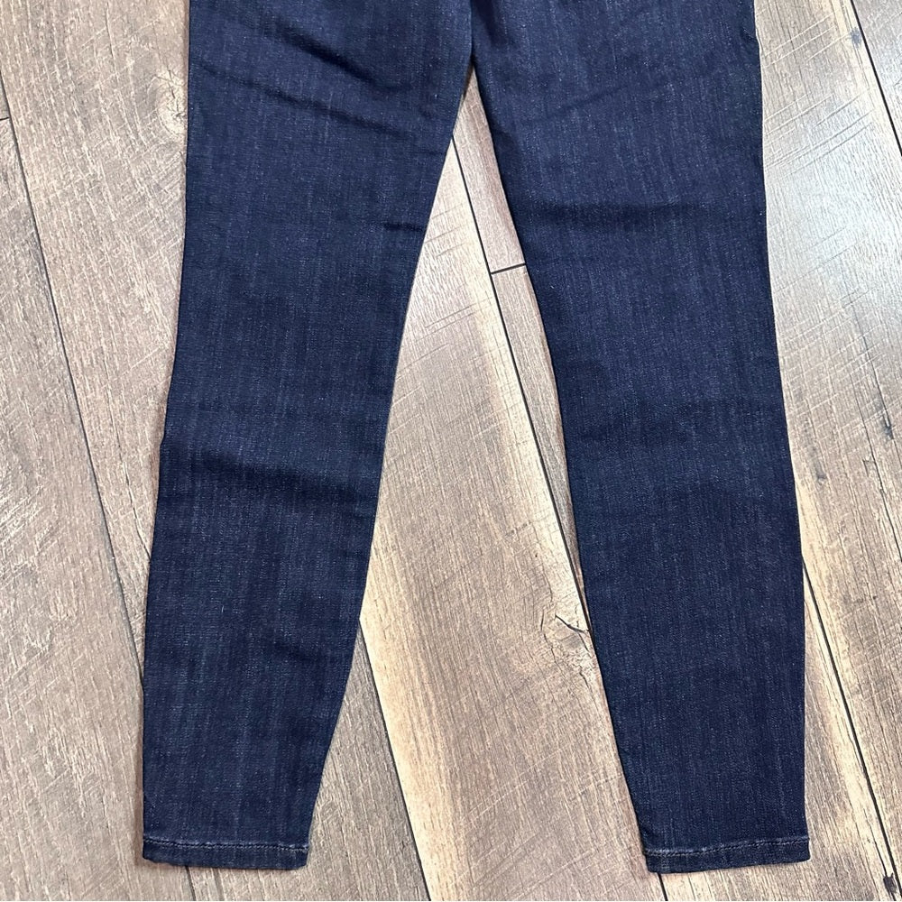 Judy Blue Buttonfly Skinny Jeans