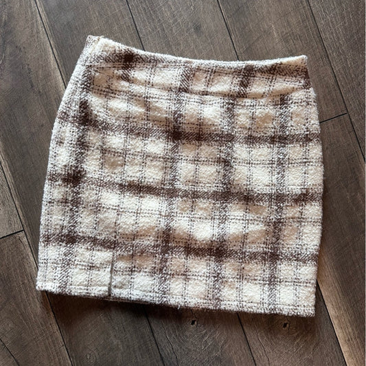 Amaryllis Mini Skirt