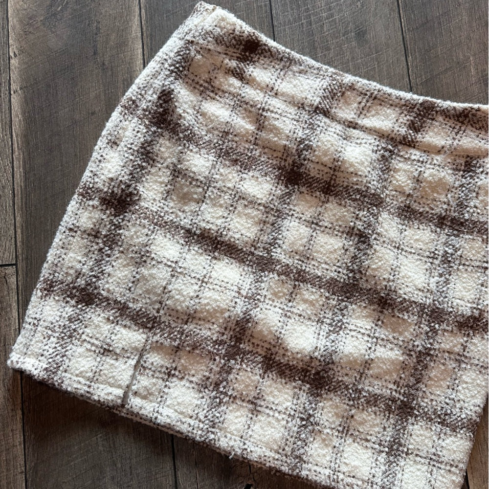 Amaryllis Mini Skirt