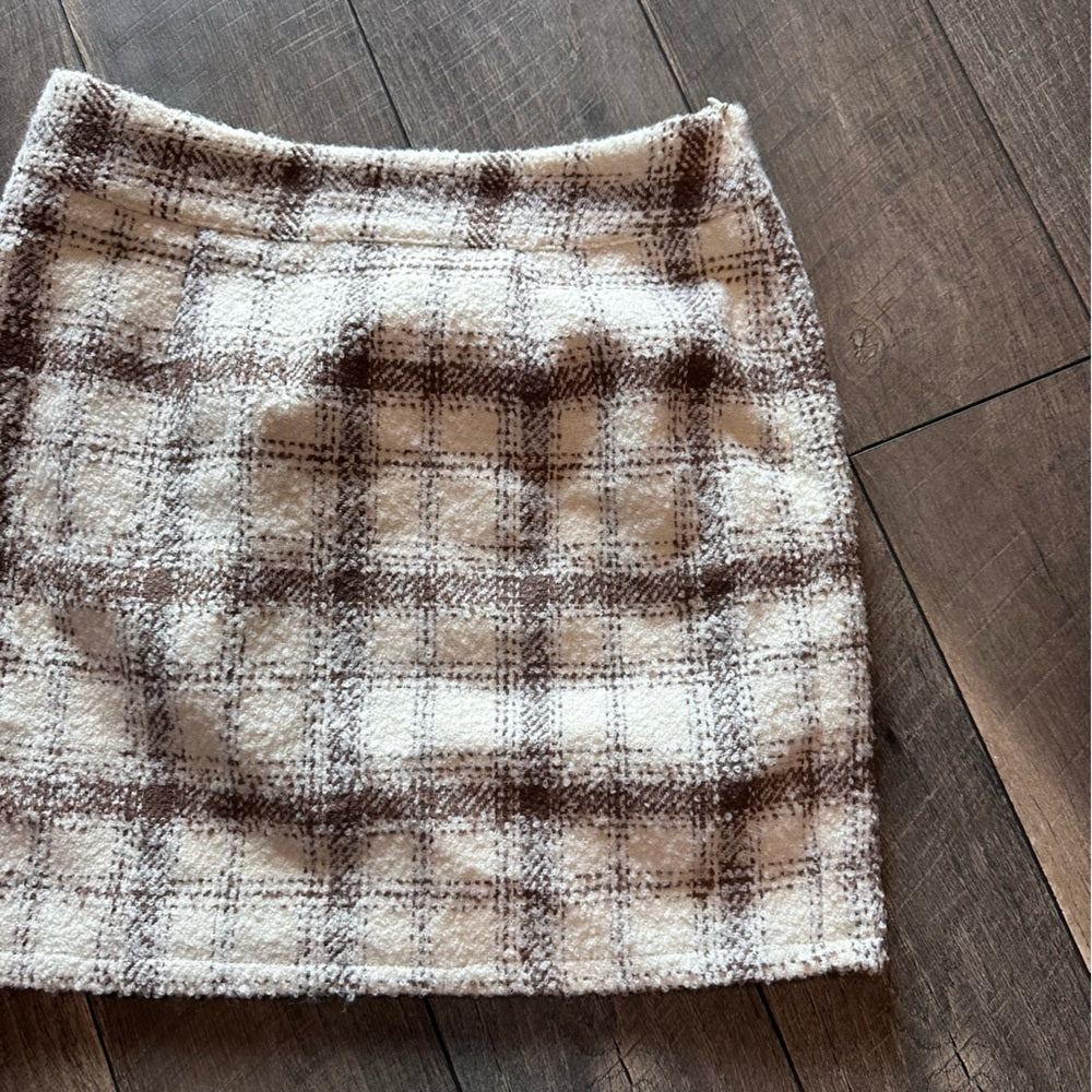 Amaryllis Mini Skirt