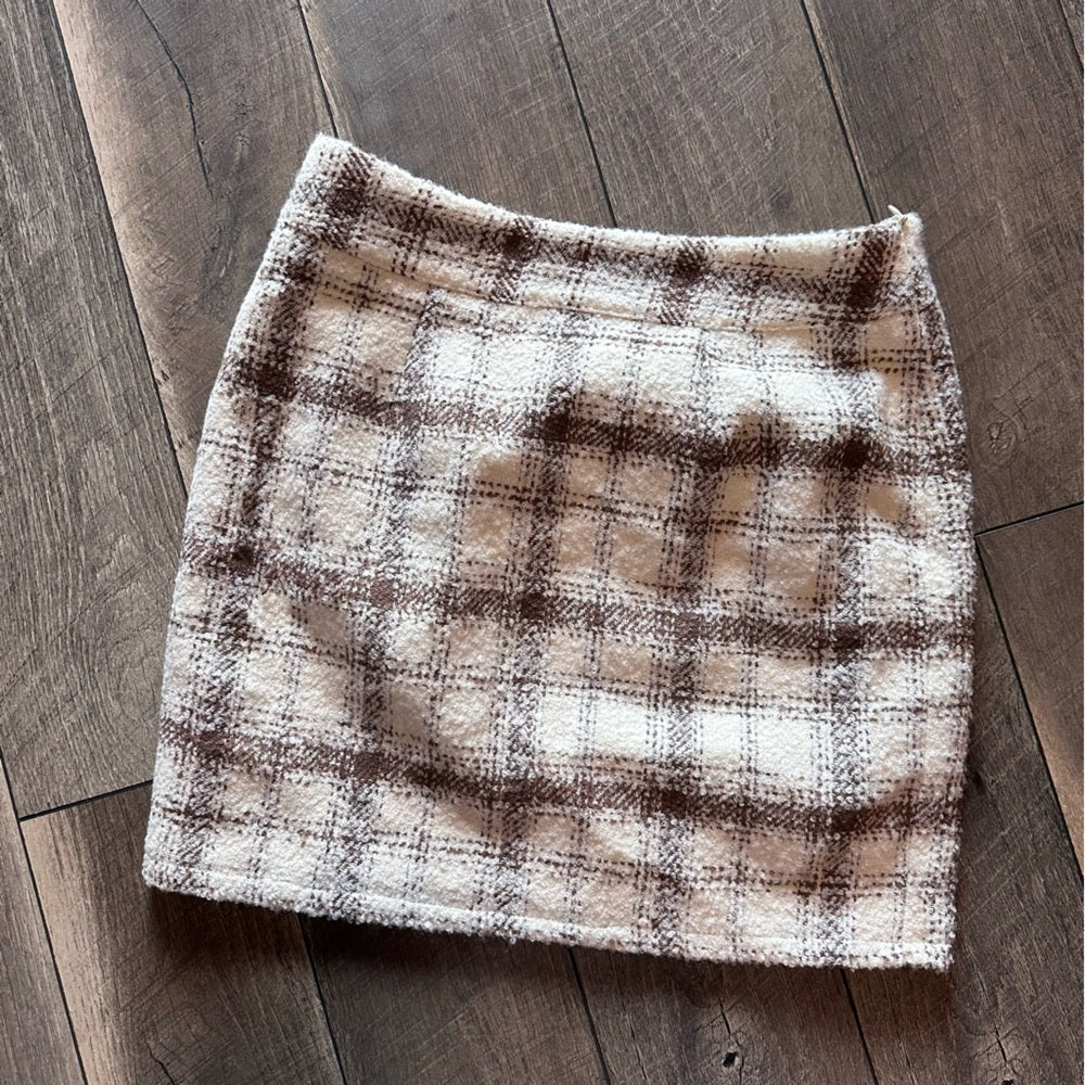 Amaryllis Mini Skirt