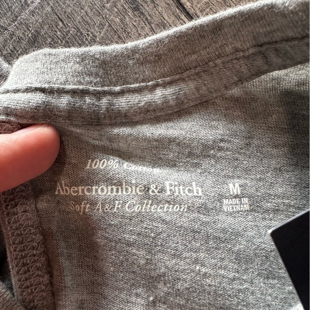 Abercrombie & Fitch Muscle Tank