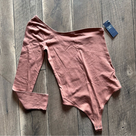 Abercrombie & Fitch Single Sleeve Bodysuit