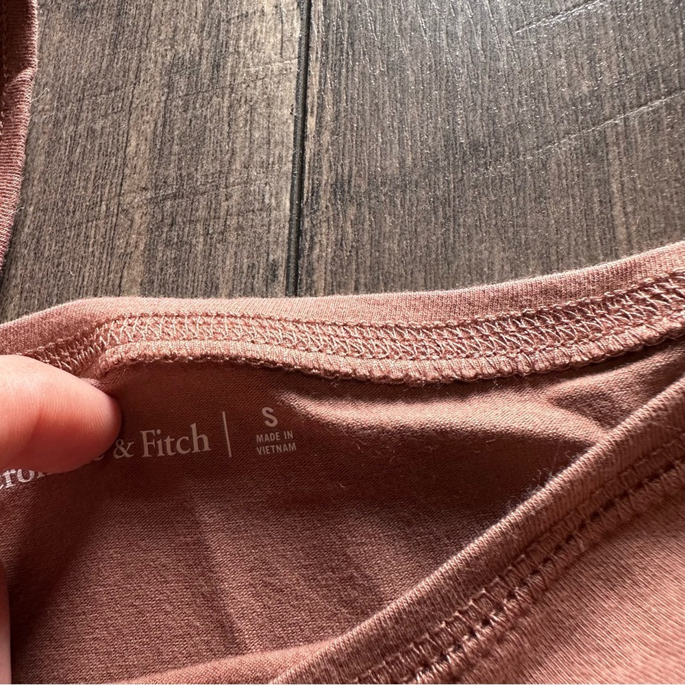 Abercrombie & Fitch Single Sleeve Bodysuit
