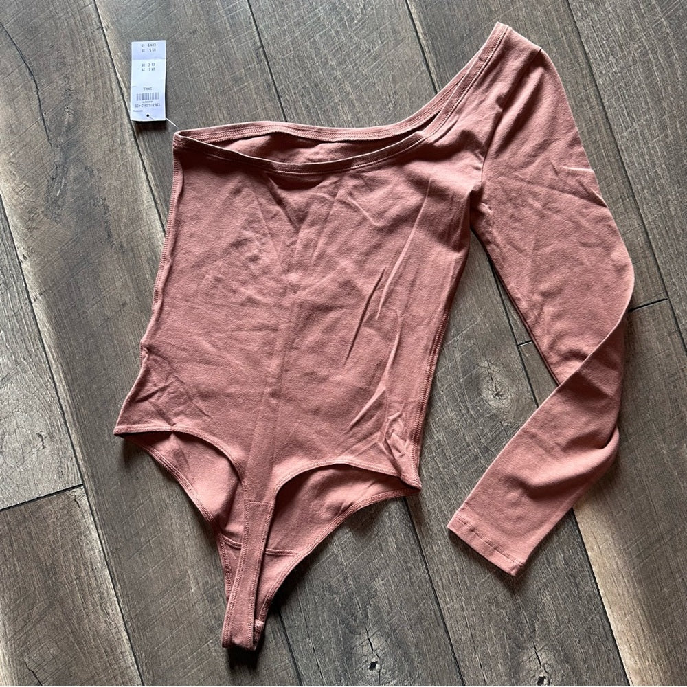 Abercrombie & Fitch Single Sleeve Bodysuit