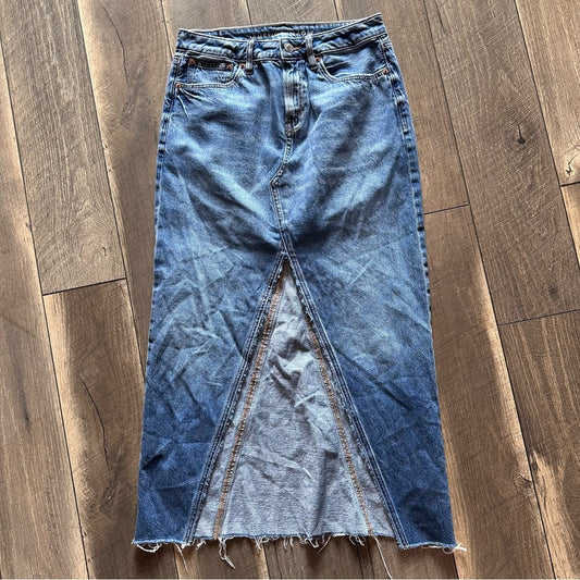 American Eagle Low Rise Maxi Skirt