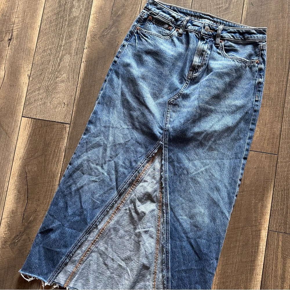 American Eagle Low Rise Maxi Skirt