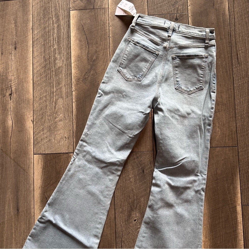 Abercrombie & Fitch Curve Love The Flare Jeans