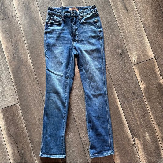 Judy Blue Hi Rise Capris