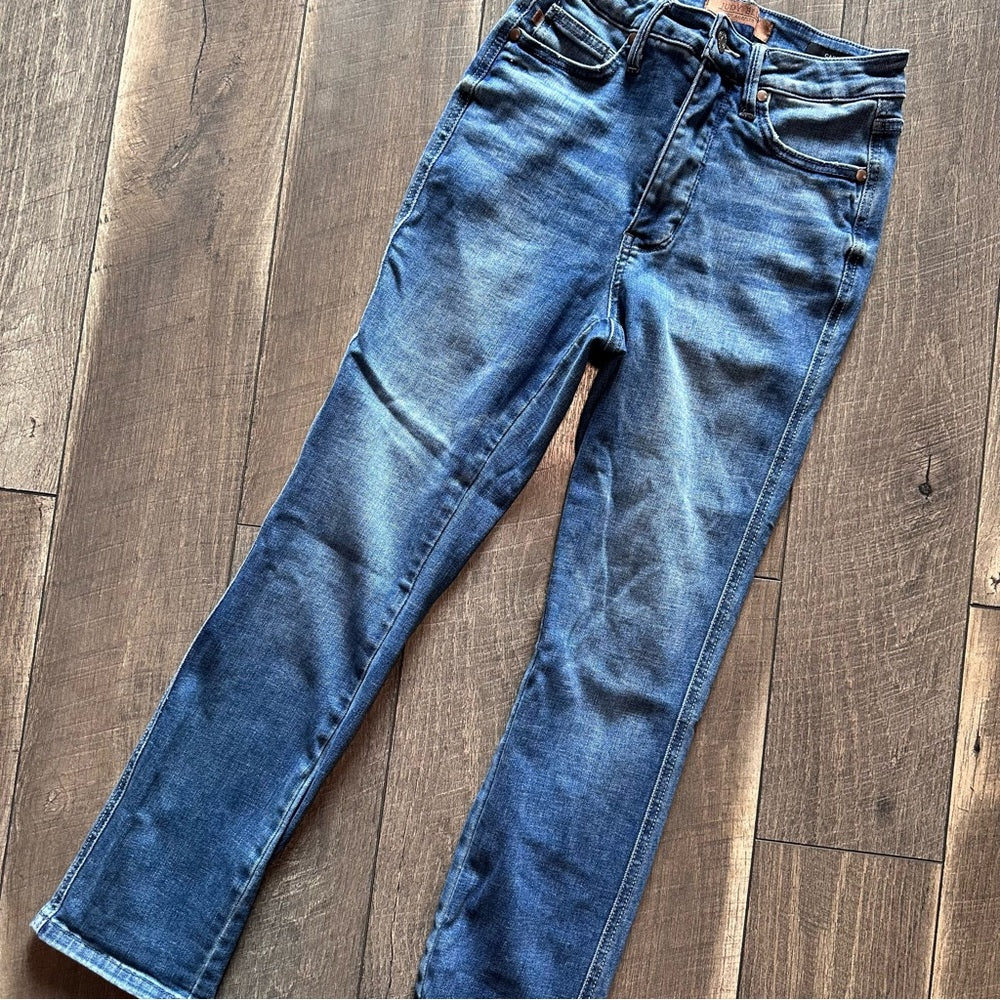 Judy Blue Hi Rise Capris