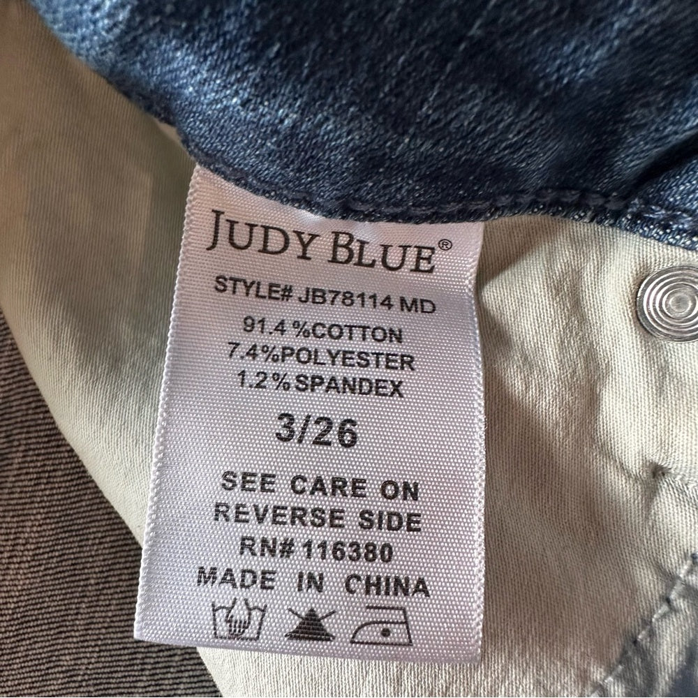 Judy Blue Hi Rise Capris