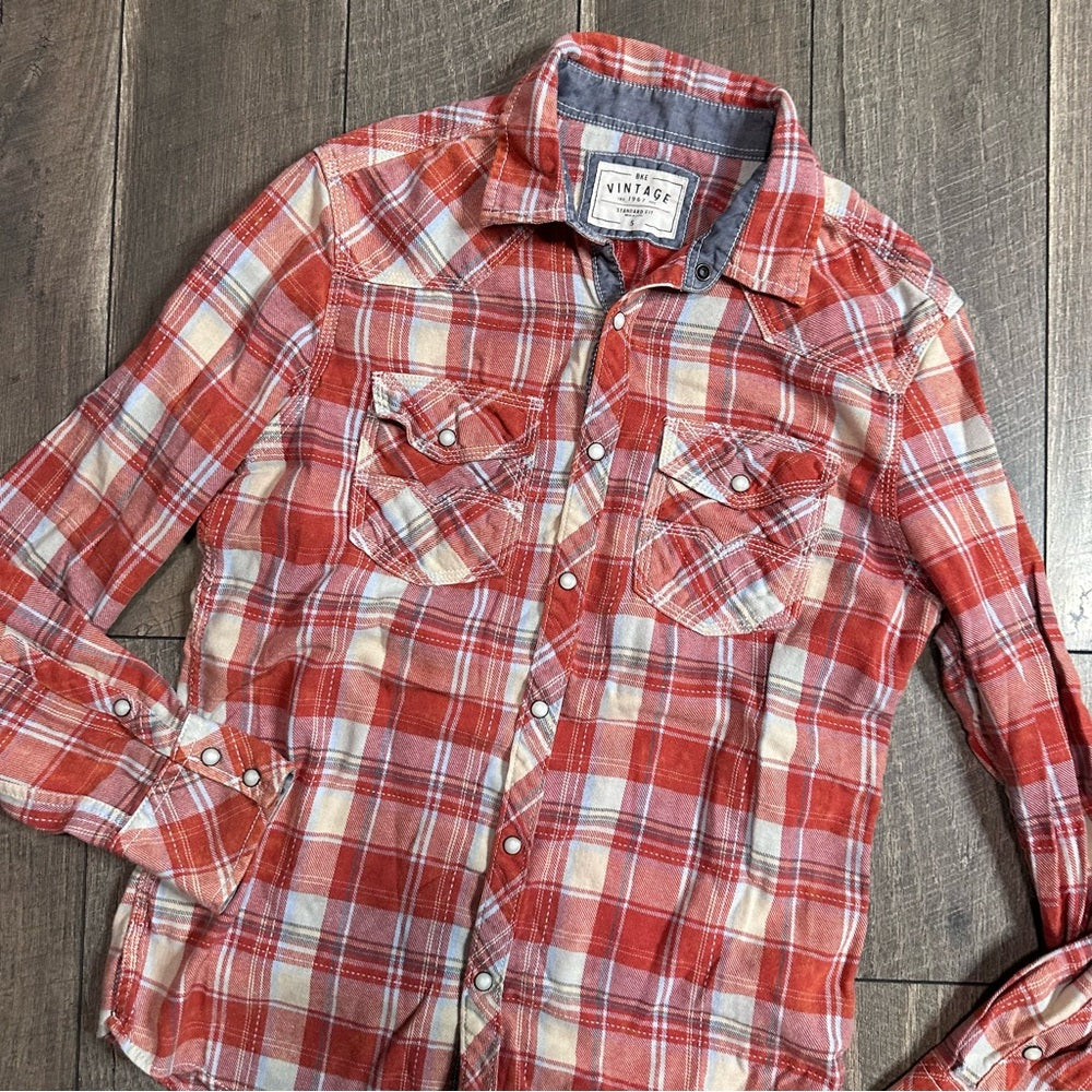 BKE Vintage Standard Fit Button Down