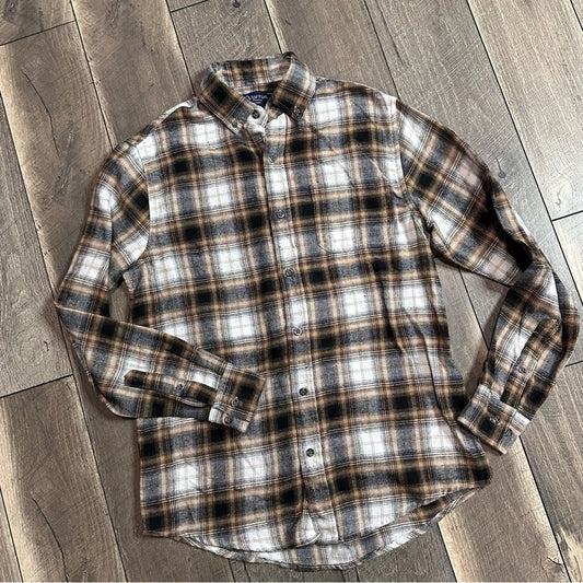 Trade Mark Visitor Premium Plaid Button Down