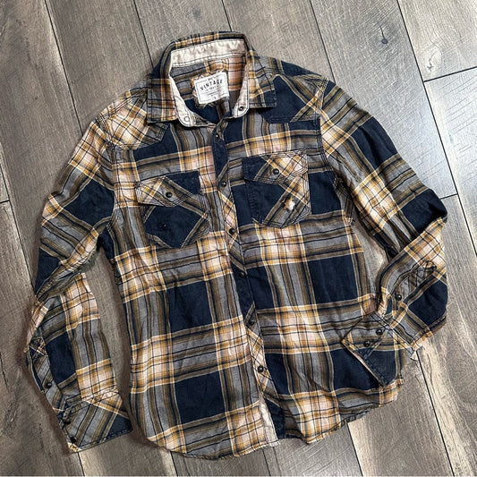 BKE Vintage Standard Fit Button Down